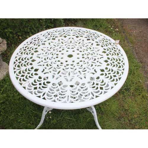 318 - A Victorian style white painted aluminium garden table, approx 87cm in diameter