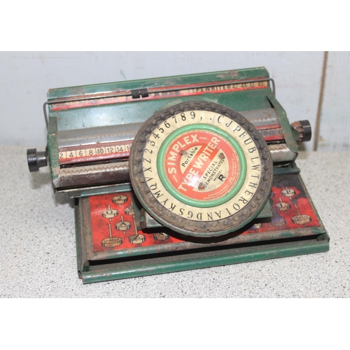 1548 - A vintage Simplex Type R toy typewriter in original box