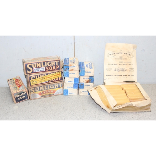 1651 - Qty of vintage soap advertising packets to inc Sunlight & Sylvan, mostly with contents