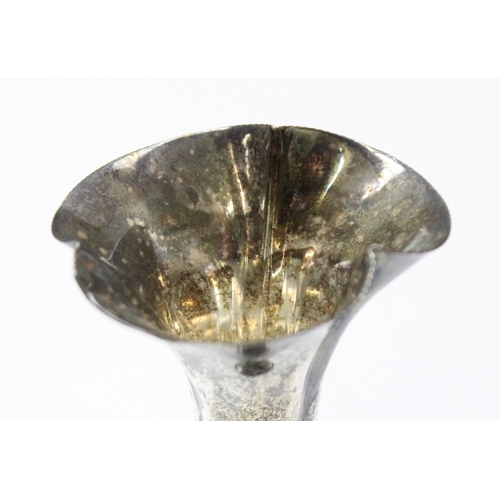 1065 - A small silver trumpet vase, Sheffield 1903, approx 14cm tall, approx 53.92g gross, weighted