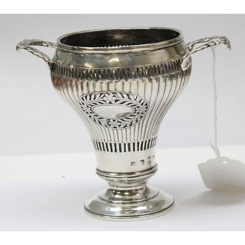 1074 - A Georgian silver 2 handled bowl of bell form, likely lacking glass liner, possibly a sugar bowl wit... 