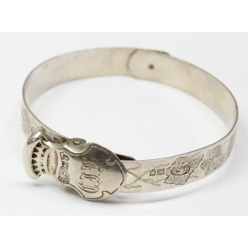 1166 - An unusual antique silver cuff bangle, hallmarked for London 1913 by Goodfellow & Sons, approx 22.41... 