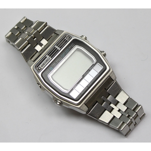 1325 - 3 assorted watches to inc a Seiko Silver Wave Alarm Chronograph LCD watch, A258-5000