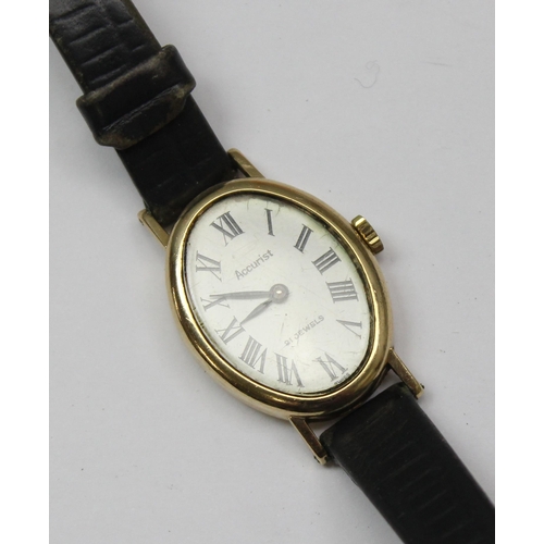 1326 - An Accurist 9ct gold cased ladies watch, case marked for Edinburgh 1967, approx 12.48g gross inc str... 