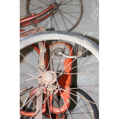 722 - A vintage tricycle