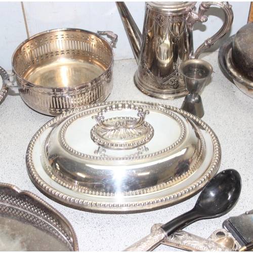 1076 - A large qty of assorted antique and later silver plated items to inc 2 entree dishes, approx 7.5kg g... 