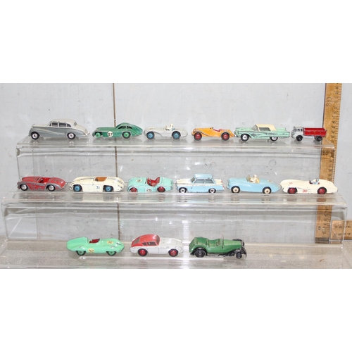 1554 - Qty of assorted vintage toy cars, mainly Corgi & Dinky