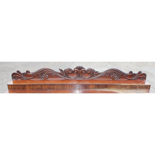 48 - A George IV / Regency period mahogany sideboard, circa 1825, strongly in the manner of Gillows. Rais... 