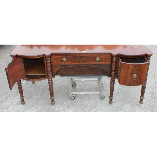 48 - A George IV / Regency period mahogany sideboard, circa 1825, strongly in the manner of Gillows. Rais... 