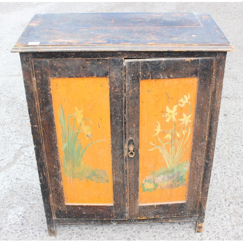 20 - An early 20th century Arts & Crafts period painted pine 2 door cabinet decorated with hand painted d... 