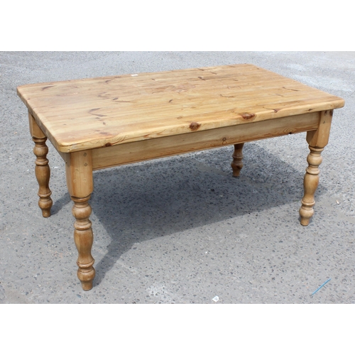 2 - A vintage pine farmhouse country kitchen dining table on turned legs, approx 151cm wide x 91cm tall ... 