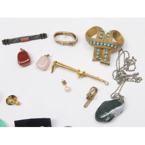 1103 - Qty of assorted costume jewellery to inc a silver niello bracelet, silver marcasite brooch, Parker f... 