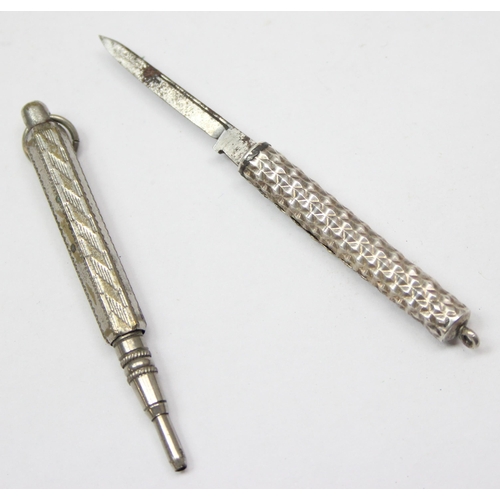 1624 - 5 Parker pens to inc fountain pens, a propelling pencil and small silver folding knife