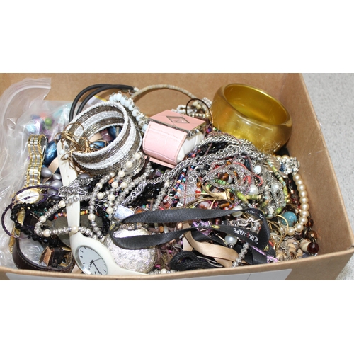 1104A - Qty of costume jewellery to incl watches, approx 3.6kg gross