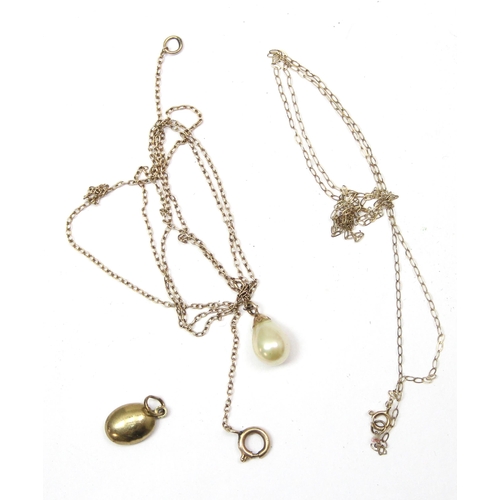 1116 - 2 9ct gold chains, one with faux pearl drop pendant, approx 2.38g gross and a 9ct gold coffee bean c... 