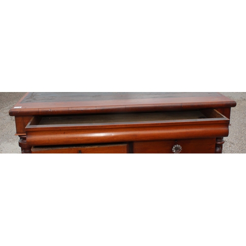 33 - A 19th century Scottish mahogany 1 over 2 over 3 chest of drawers with bobbin twist pillars and glas... 