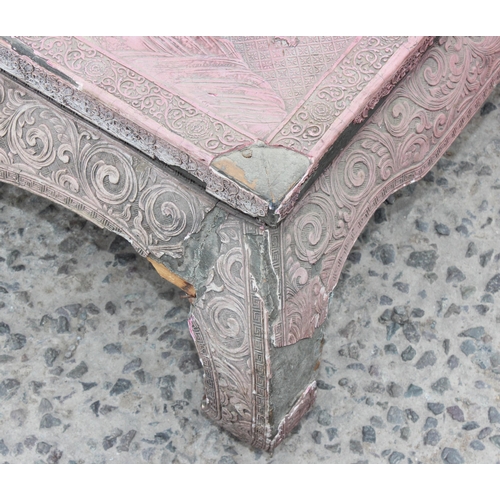 51 - Chinese lacquer low tea table or Kang table, likely early 20th century, approx 97cm wide x 35cm tall... 