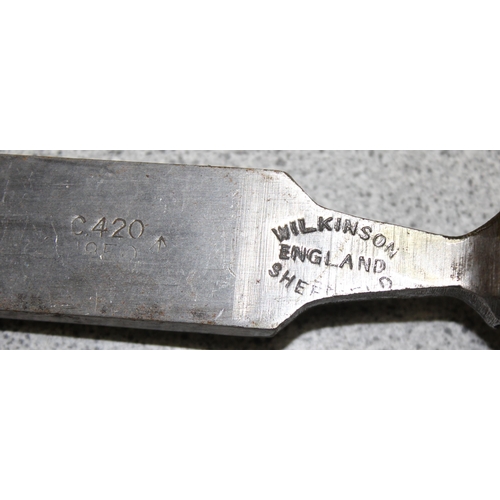 Qty of vintage woodworking chisels to incl Wilkinson and Ward