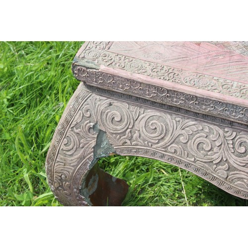 51 - Chinese lacquer low tea table or Kang table, likely early 20th century, approx 97cm wide x 35cm tall... 