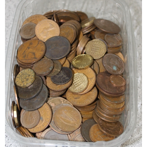 1208 - Qty of assorted mixed British coins, mainly copper, George III and later, approx 3.4kg gross