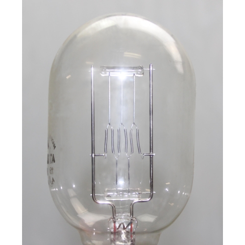 Qty of interesting rare design vintage lightbulbs to include 1000W ...