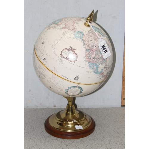 666 - Replogle world classic series 9 inch diameter globe