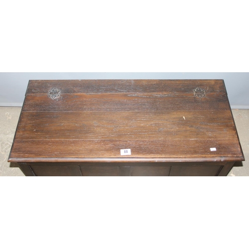 88 - Vintage oak coffer, approx 91cm wide x 43cm deep x 40cm tall