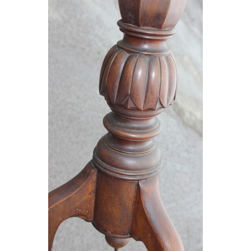 31 - An antique mahogany jardinière stand with turned pedestal and tripod base, approx 30cm in diameter x... 