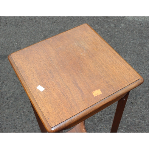 38 - An Edwardian light mahogany jardinière stand on splayed legs, approx 31cm wide x 93cm tall