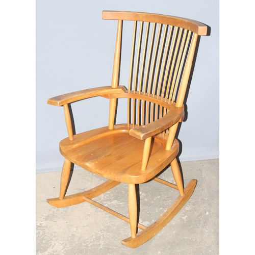 20 - An unusual heavy bespoke made Brutalist style retro rocking chair with solid elm seat and comb back,... 