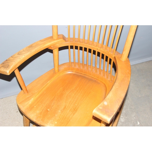 20 - An unusual heavy bespoke made Brutalist style retro rocking chair with solid elm seat and comb back,... 