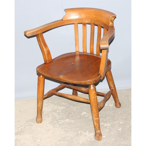 40 - A vintage wooden captain's chair or desk chair with elm seat