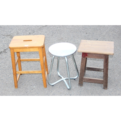 114 - 3 assorted vintage stools to inc a retro style aluminium example