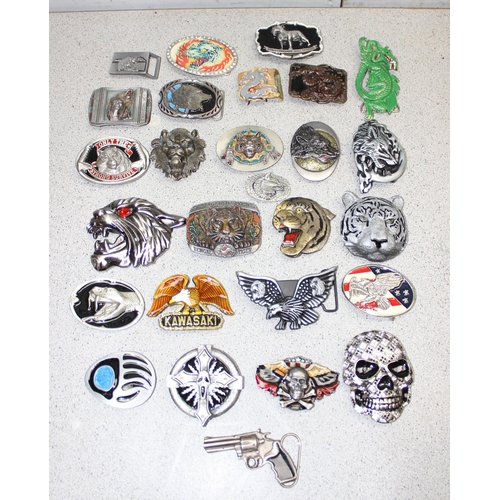 1609 - Qty of belt buckles, mostly animal themed