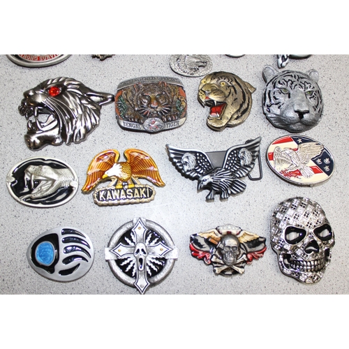 1609 - Qty of belt buckles, mostly animal themed