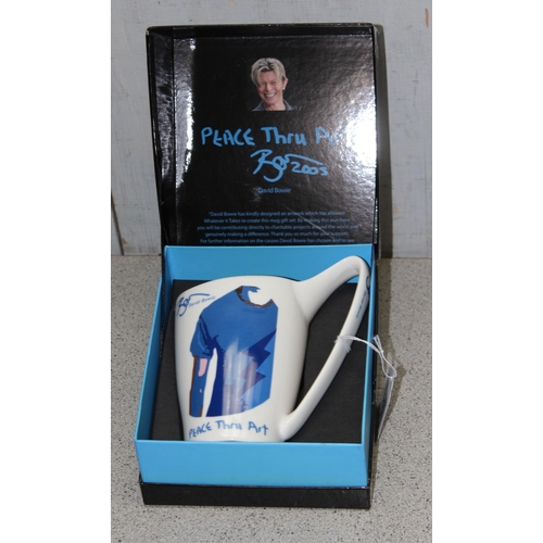 1612 - Boxed 2003 edition David Bowie Peace Thru Art mug