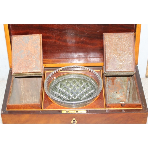 285 - An antique mahogany tea caddy with interior consisting of 2 compartments and a cut glass bowl, appro... 