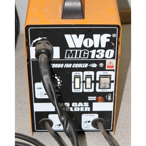 822 - Wolf Mig 130 welder