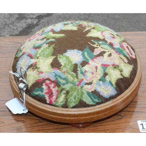 111 - Retro G-Plan dressing table with mirror, approx 124cm wide x 47cm deep x 133cm, a retro mid-century ... 