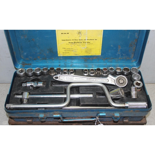 813 - 4 part socket sets