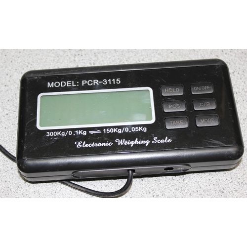 665 - PCR-3115 300kg/100g LCD Display Digital Weighing Postal Scale (missing foot)