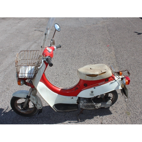 711 - A vintage Suzuki FS50X scooter or moped, for parts