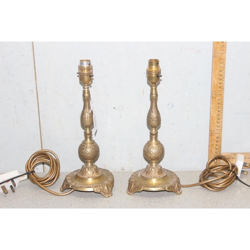 241A - A pair of brass table lamps