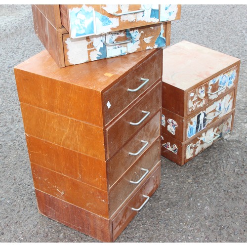 270 - 3 retro wooden chests of drawers, a 5, 3 & 2, the 5 drawer approx 35cm wide x 31cm deep x 57cm tall