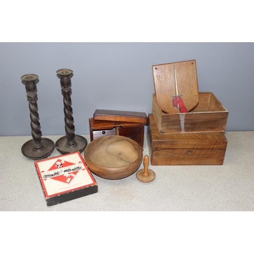 1826 - Qty of assorted mixed woodenware and antique and later ceramics etc