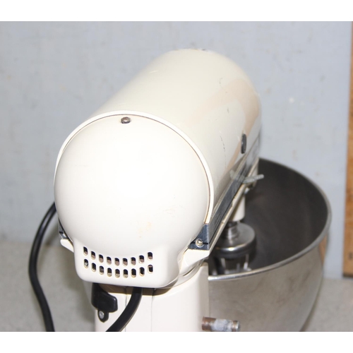 1700 - KitchenAid food mixer in cream colour - model KSM90