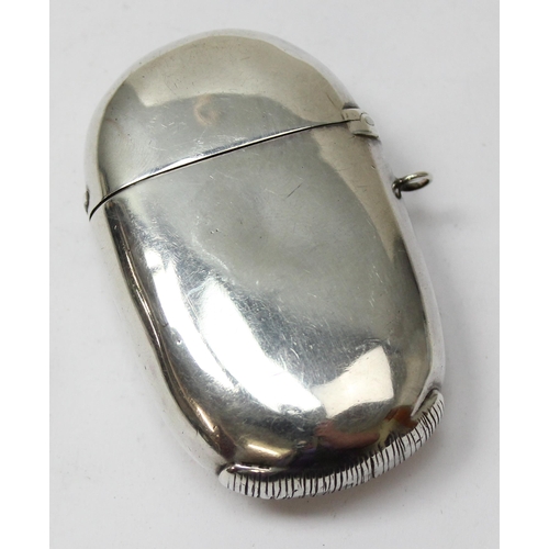 1017 - A Victorian silver vesta case of ovoid form, London 1871 by Thomas Johnson I, approx 31.76g gross