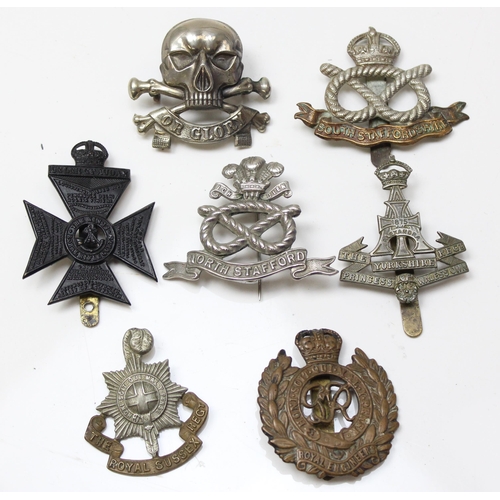 1418 - 7 assorted military cap badges and others to include South & North Staffordshire, Royal Engineers, R... 