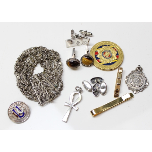 1124 - Qty of assorted costume jewellery to inc silver, a silver filigree bangle, silver badge and fob meda... 