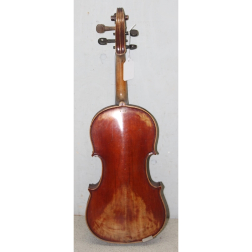 622 - An antique violin in wooden case, the violin stamped Perry Dublin to reverse, a hand written in labe... 